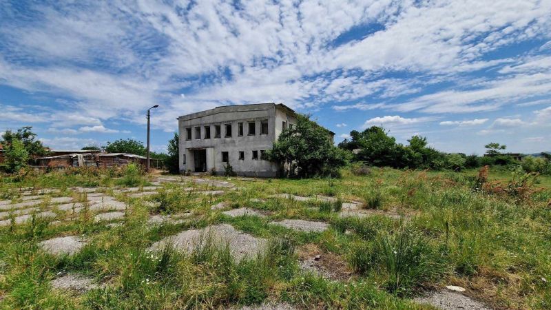 Ремонт на физкултурен салон към училище, в с. Студена, област Хасково | Сайт за дарения | Дарителски кампании | Без комисионна